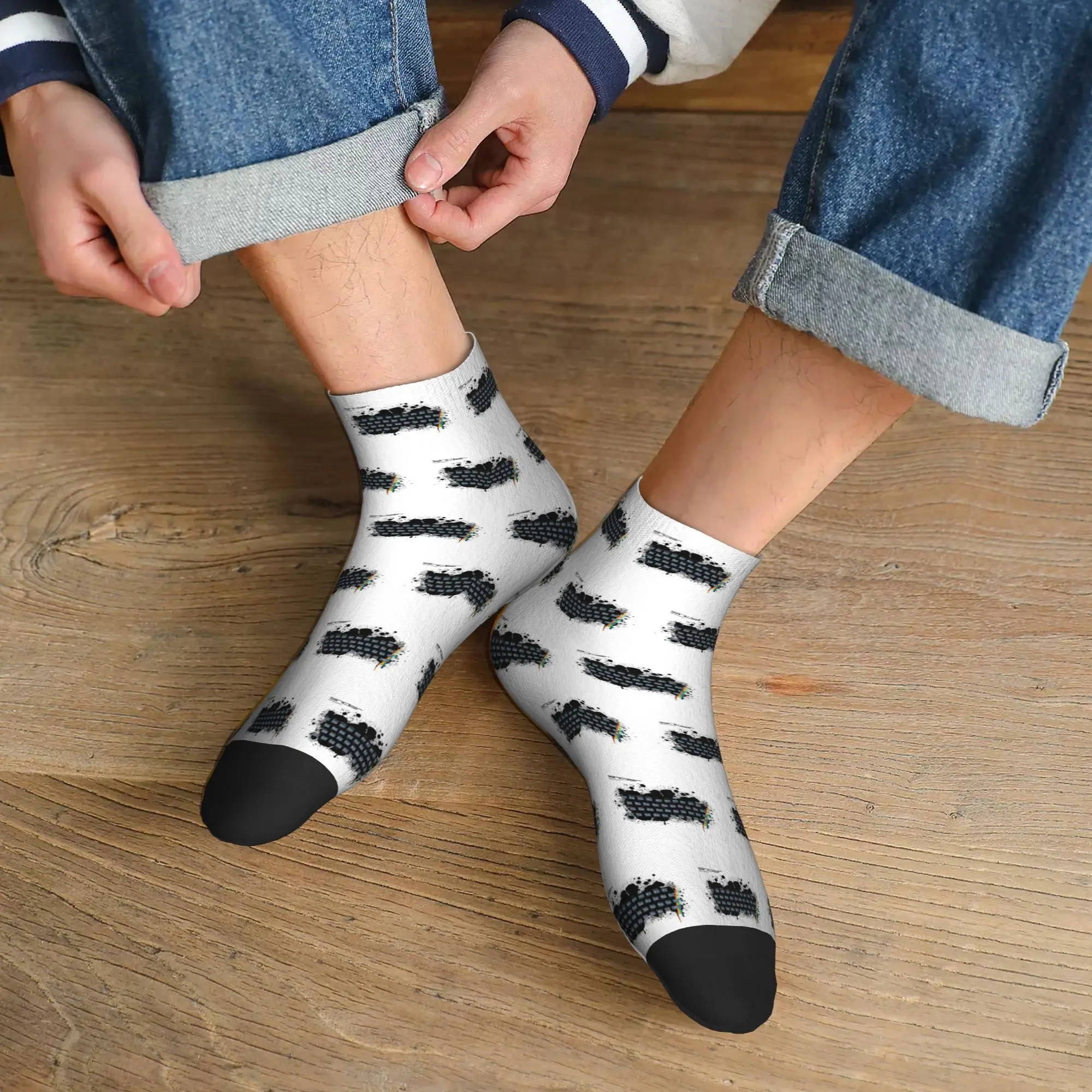 

Всесезонные ретро-игровые носки - ZX Spectrum Socks Harajuku Sport Middle Tube Socks Мягкие повседневные чулки для мужчин и женщин