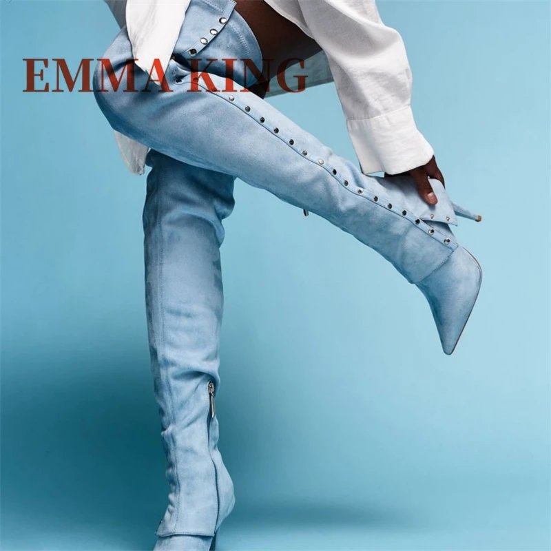 

Сексуальные джинсовые сапоги с заклепками, высокие лоскутные сапоги до бедра с острым носком, женская обувь на высоком каблуке с боковой молнией, женская обувь больших размеров 46