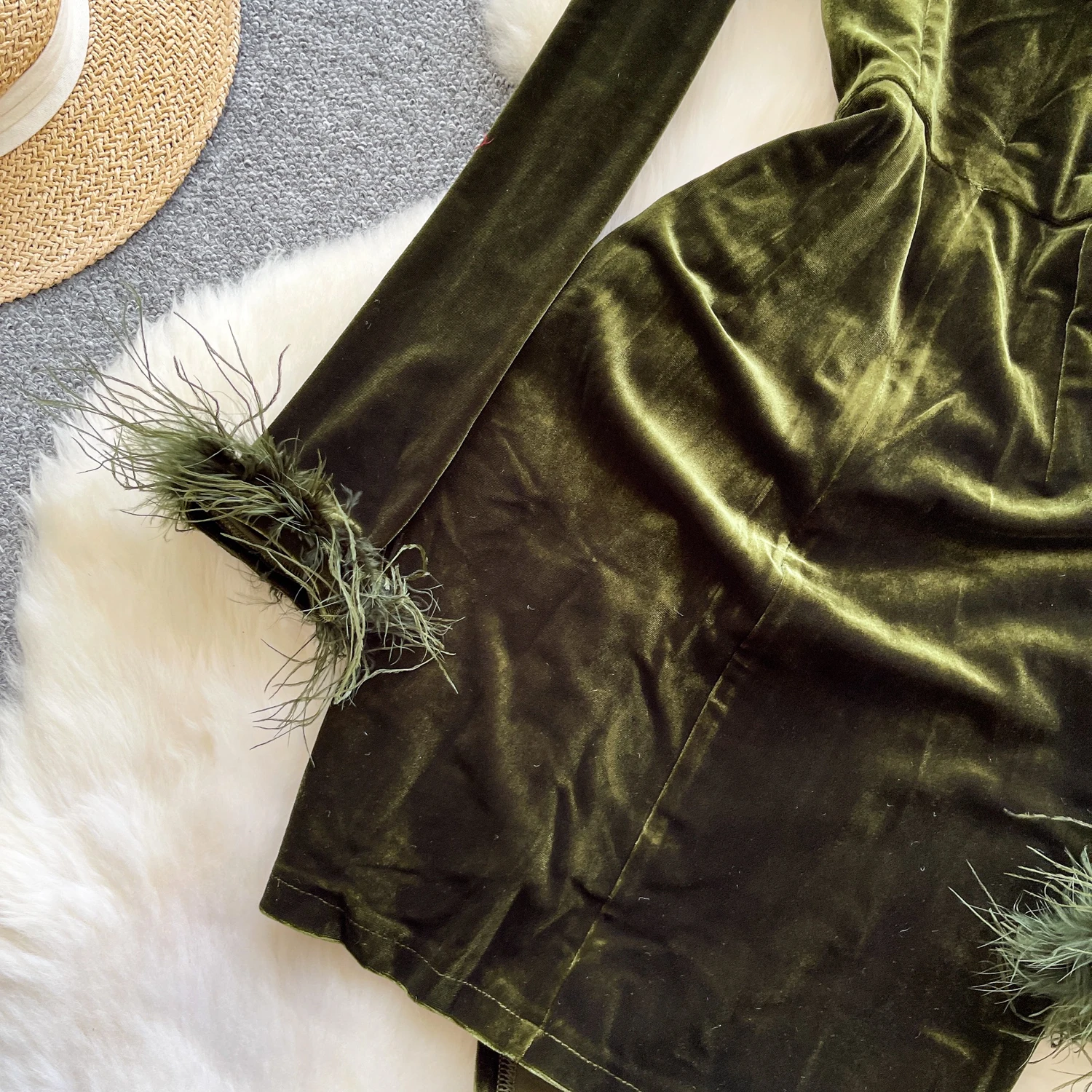 Clothland Women Vintage Velour Asymmetrical Dress V Neck Long Sleeve Feather Irregular Retro Mini Dresses QE270