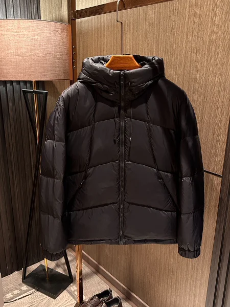 

Классическая легкая водонепроницаемая мужская пуховая куртка однотонная с капюшоном, прочная, повседневная, приталенная, для осени и зимы