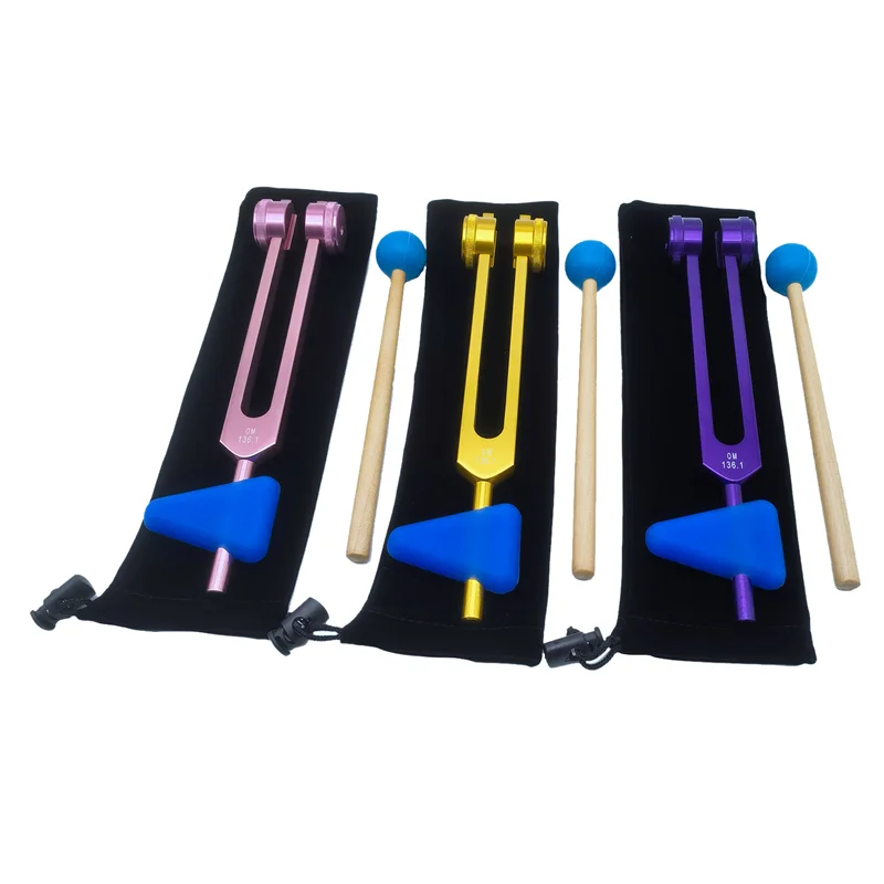 136.1 OM136.1 Kamerton ze stopu aluminium z młotkami do uzdrawiania czakr, terapii dźwiękiem, redukcji stresu, złoty-A42I