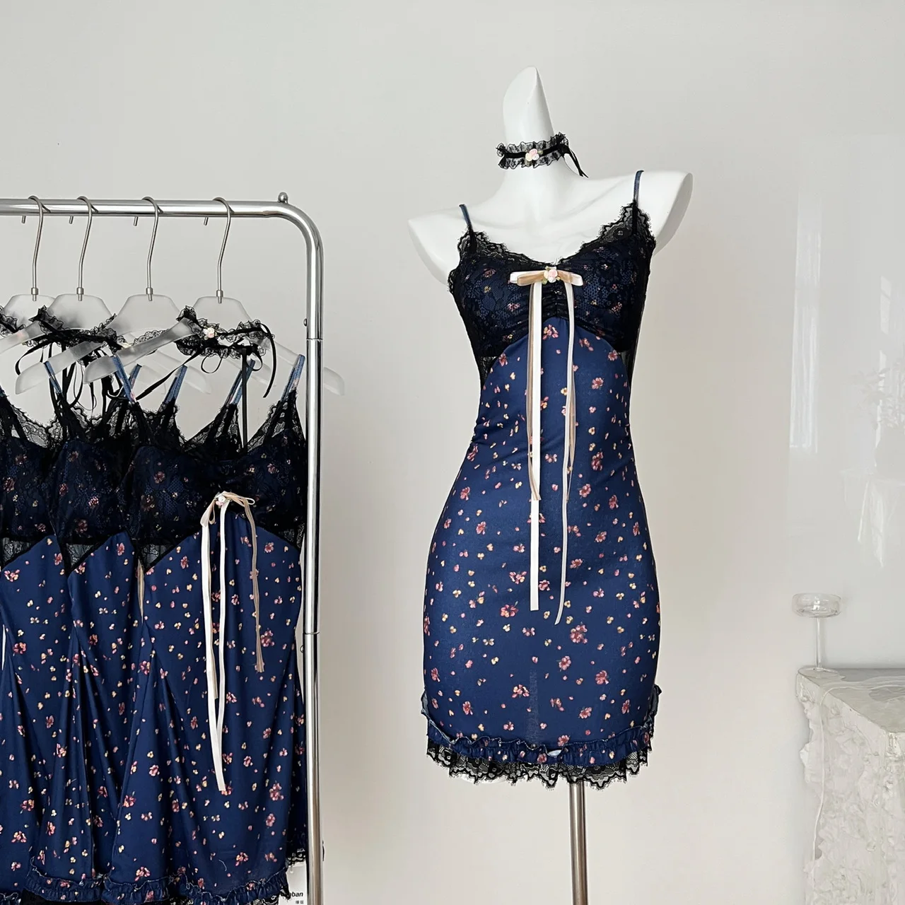 

Summer Women Korean Fashion Mini Spaghetti Strap Floral Pattern Lace Dress Party Design Evening Frocks Gyaru Coquette Graduation