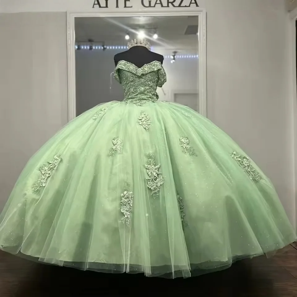 

Мятно-зеленые платья Charro Quinceanera, бальное платье с открытыми плечами и аппликациями с бантом, мексиканские милые платья 16, 15 Anos по индивидуальному заказу