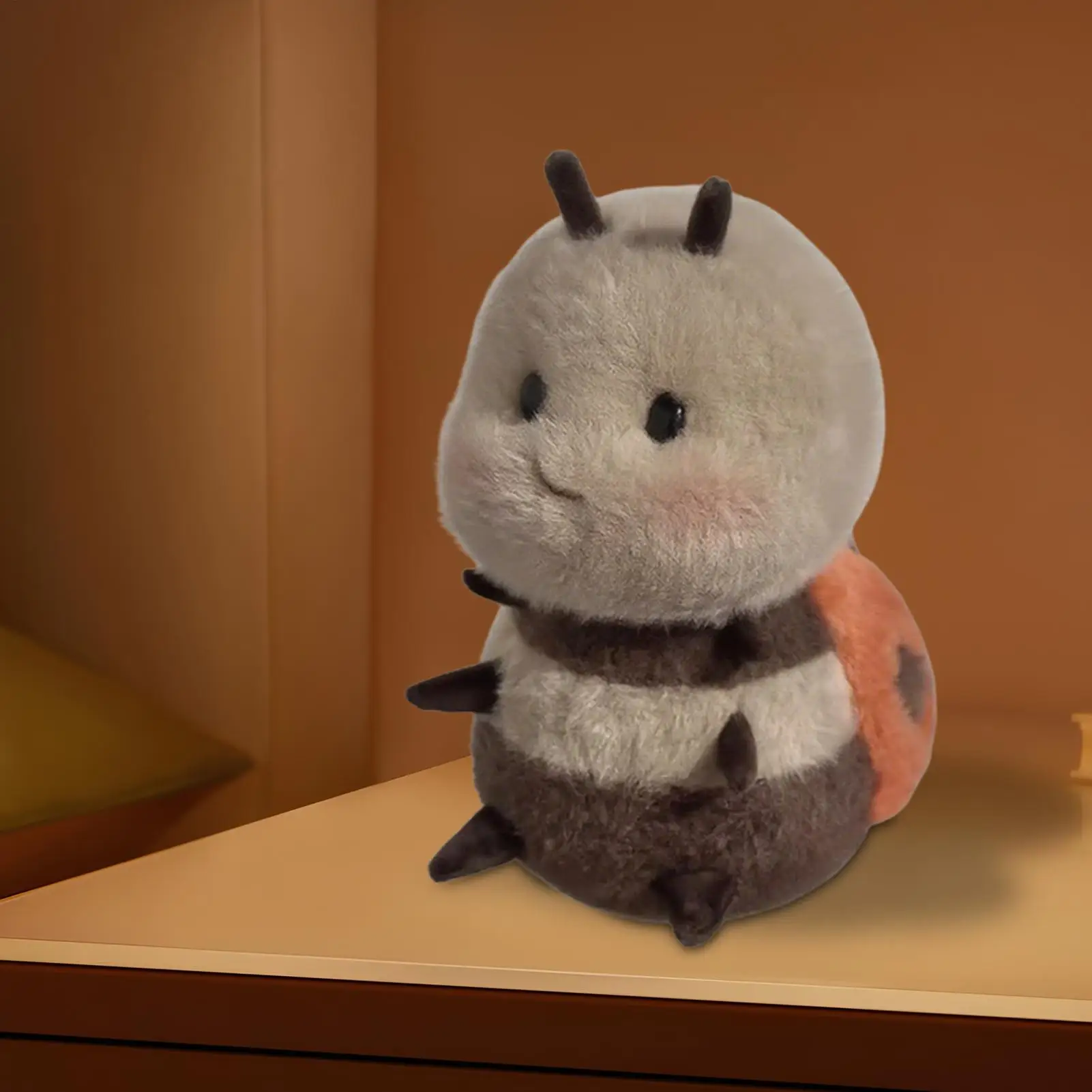 

Мягкие игрушки сидящие божьей коровки, мягкие мягкие игрушки, милая игрушка с застенчивым выражением лица, мягкая кукла для детей, диван, класс, дом