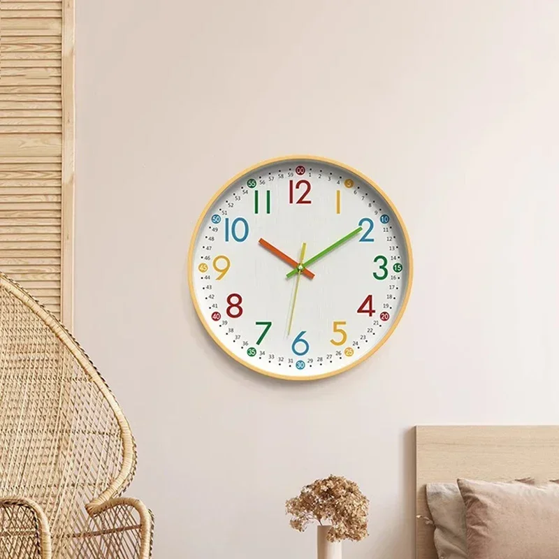 Classic Electronic Clock Big Size Plastic Wall Clock Slient Fashion Orologio Da Parete Grandi Dimensioni Decoration Ornaments