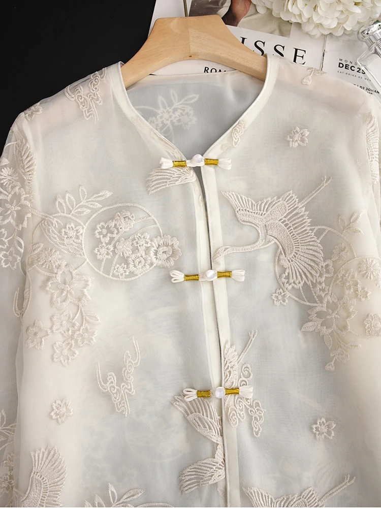 

Elegant Chinese Classical Short Outerwear Sun Protection Embroidered Crane Pattern European Organza Button Disk Embellished