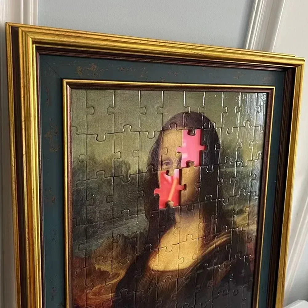 Mona Lisa 2 by Sagiv Levy Magic Tricks Smile Puzzle Photo Frame Magician Stage Gimmicks Props Mentalism Deluxe Card Magia