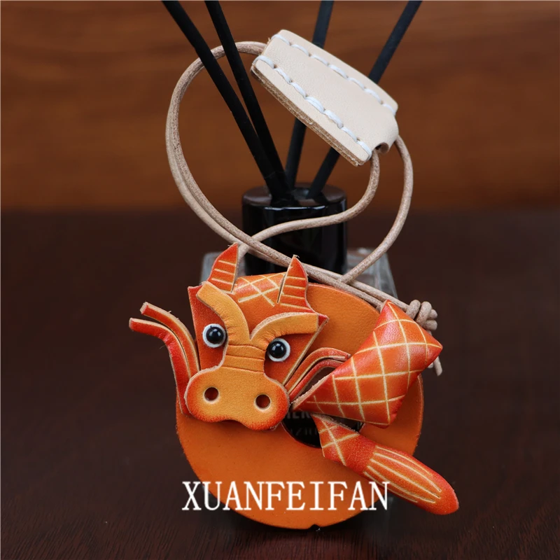 Head Layer Cowhide Leather Dragon Pendant Car Keychain Leather Rope Bag Charm Accessories Zodiac Gift