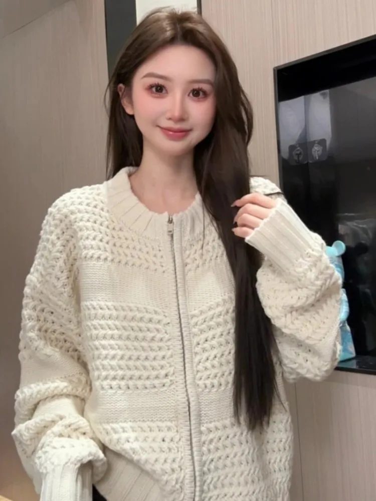 

Уникальный красивый вязаный свитер Jaet, женский осенне-зимний корейский свитер на молнии, обычная длина, цельный онлайн...