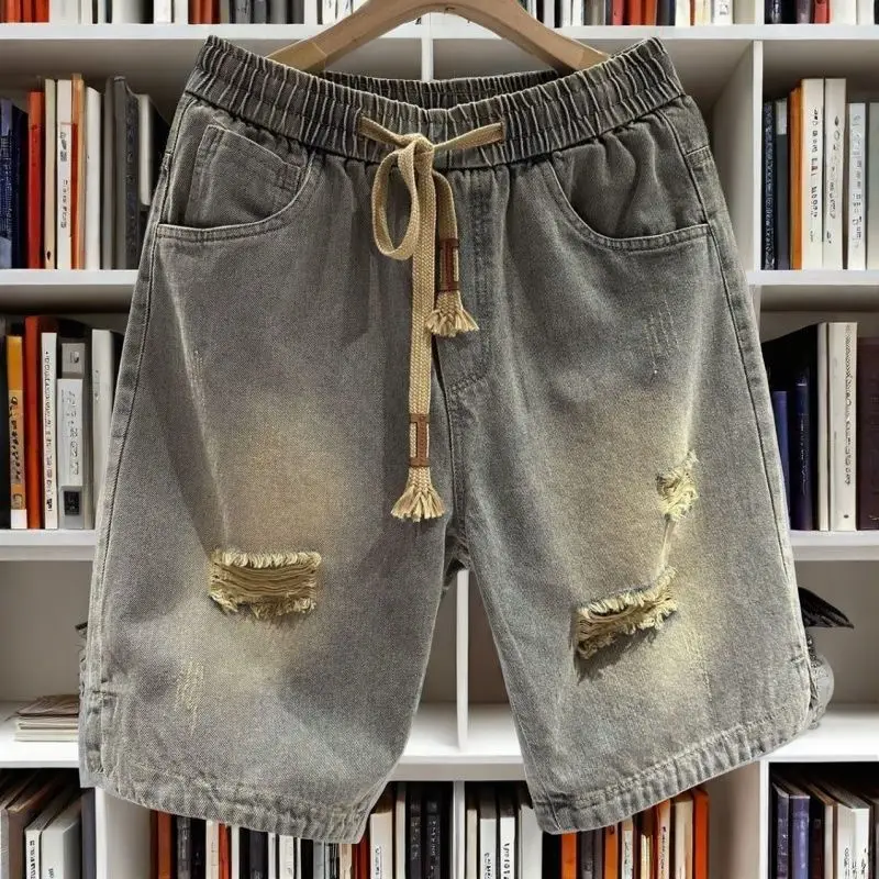 

Мужские рваные джинсовые шорты в американском стиле High Street, свободные прямые потертые старые ретро универсальные повседневные брюки с пятью точками, мужские джерси