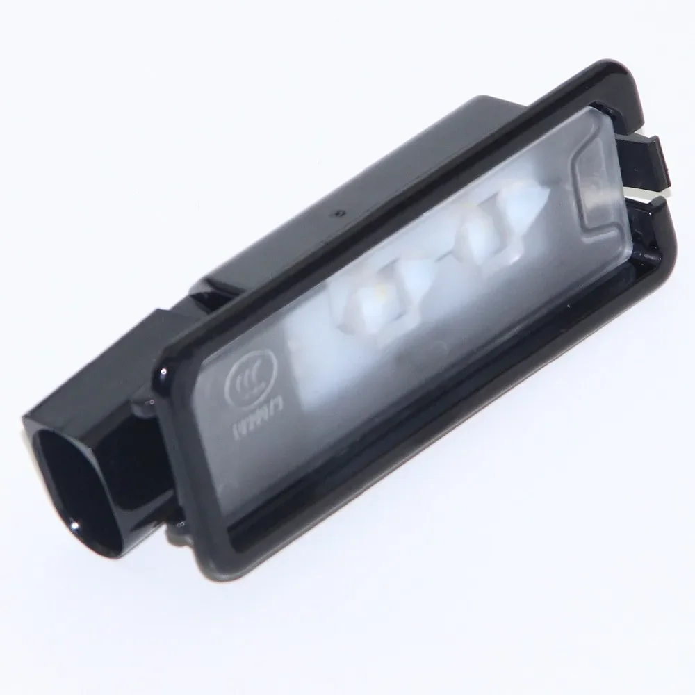 8 قطعة OEM ضوء لوحة ترخيص LED لوحة ترخيص مصباح 35D 943 021 A 1K8 943 021 C صالح VW باسات B7 جولف MK7 شيروكو CC بولو 6R #5