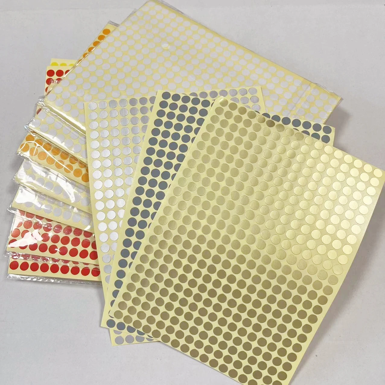 15Sheets/pack 6mm Round Dot Labels Self Adhesive Stickers Office School Supplier Circle Dot Price Stickers 15 Colors