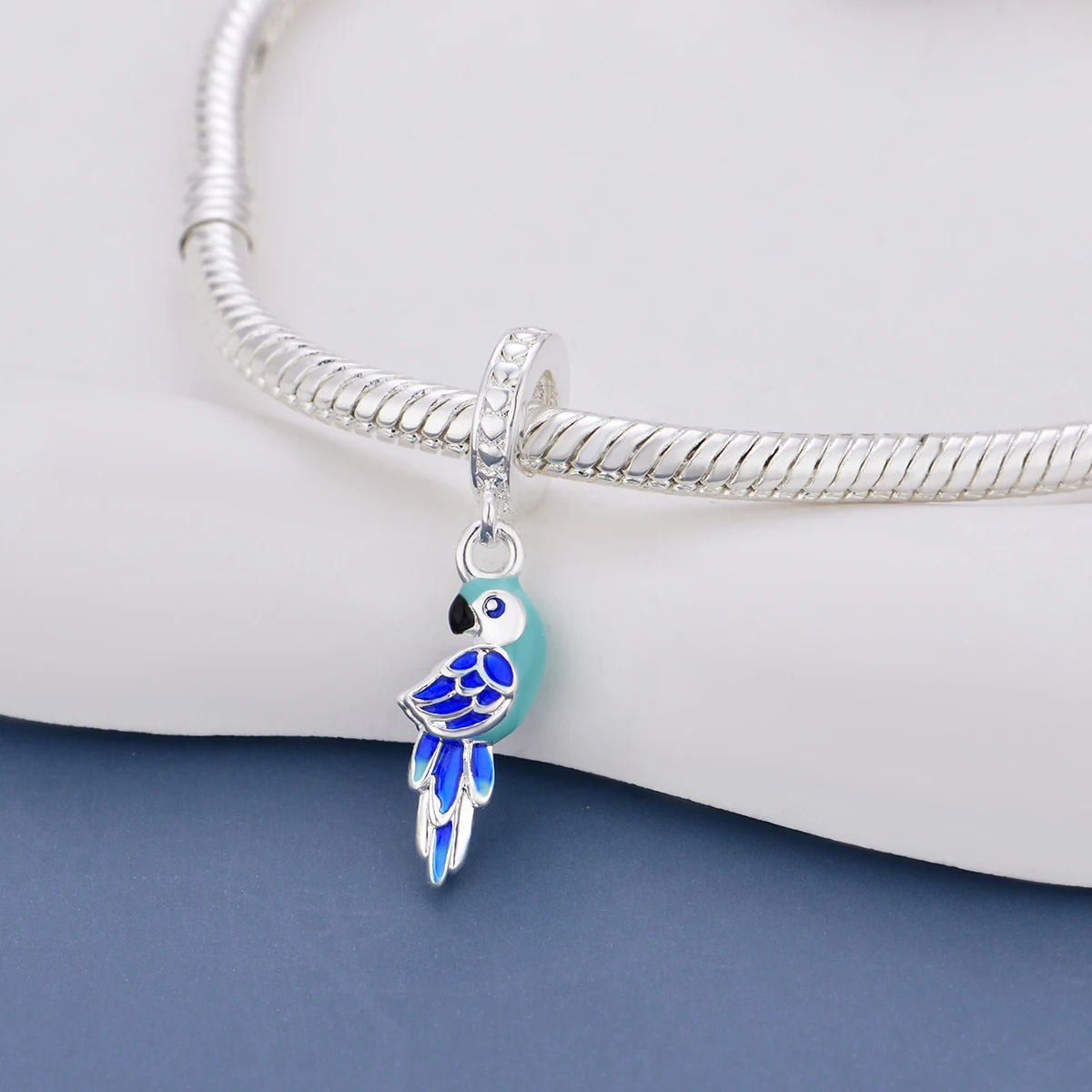 Original design bird bead pendant,DIY bracelet jewelry gift,environmentally friendly copper material electroplated silver