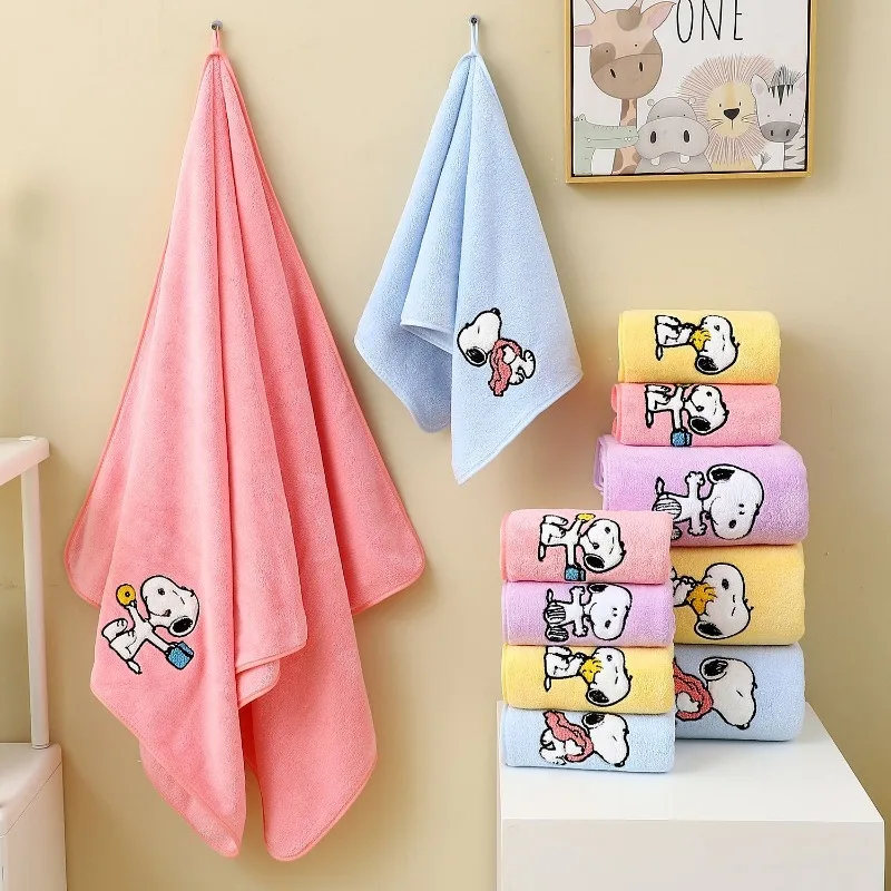 

Cartoon Character Snoopy Coral Velvet Towel Cute Anime Soft Bathroom Absorbent Bath Towel Two-piece Set Household Items Gift