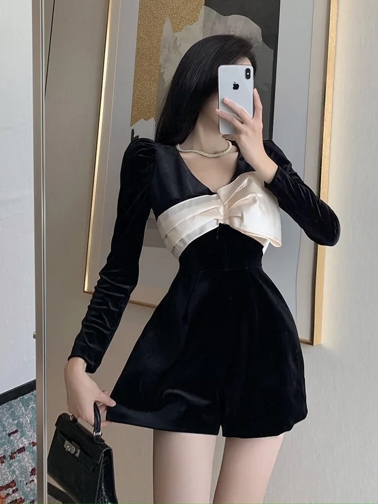 Women's Black Velvet Jumpsuit Long Sleeved Short Romper Bandage Clubwear Slim Fit Casual Party Outfit Jumpsuit Shorts