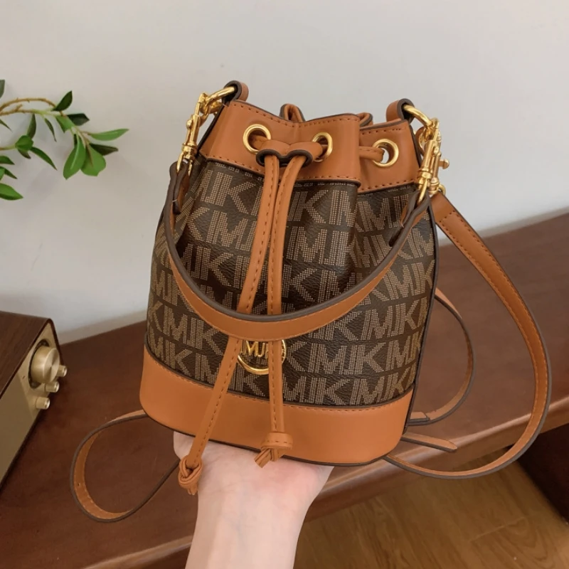 Fashion Classic Women's Bucket Bag Trend Brand Retro Printed Shoulder Bag High-end Elegant Crossbody Bag Designer Luxury Handbag