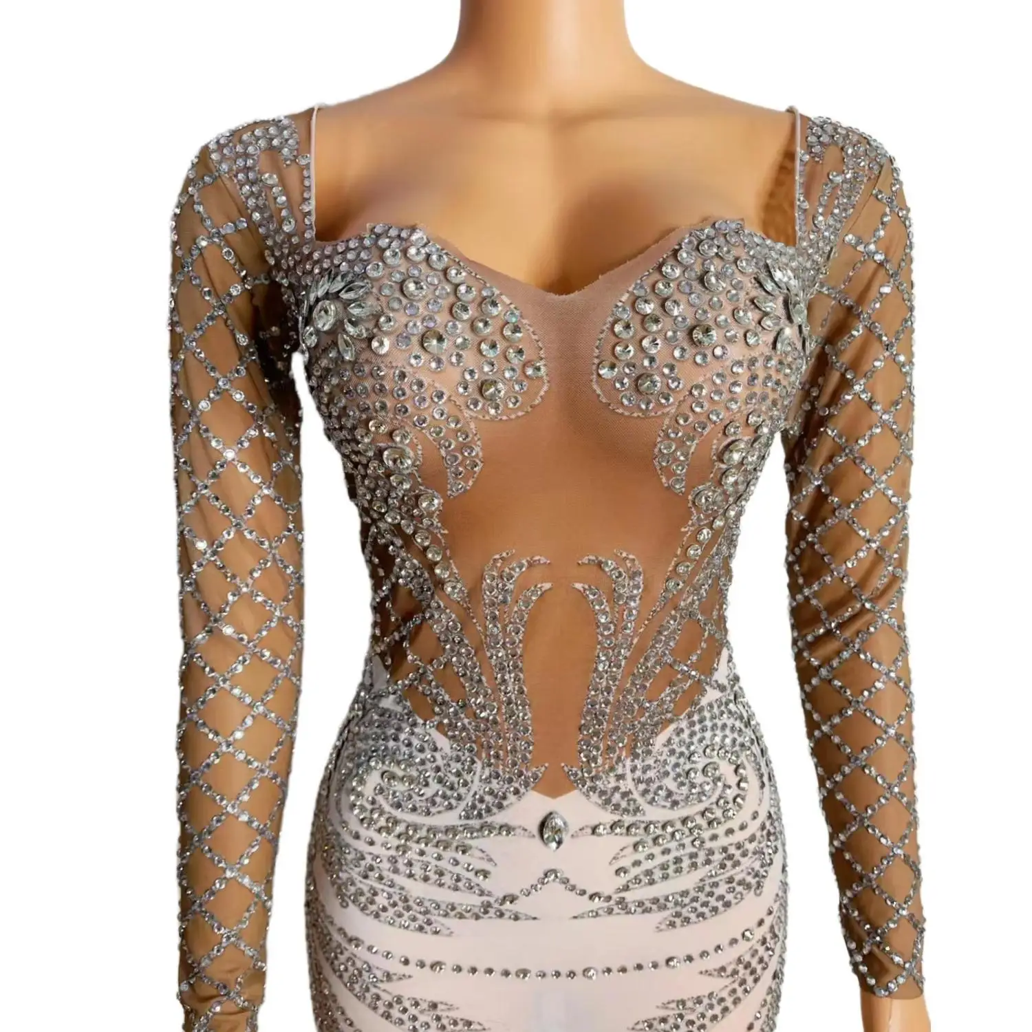 Vestido Sexy de diamantes de imitación plateados para mujer, traje de fiesta de cumpleaños de noche, traje de rendimiento de baile, Mantou, diseñador de marca