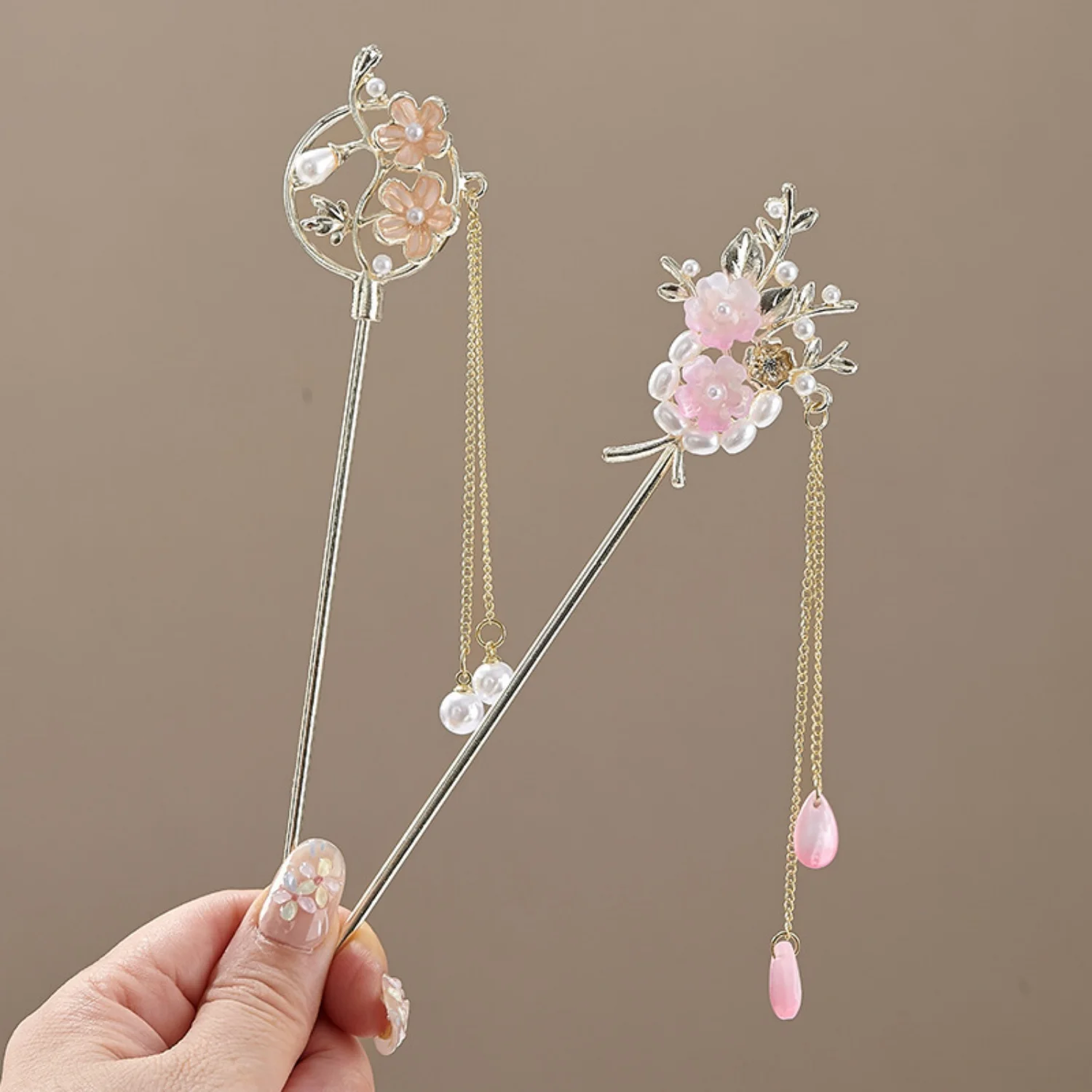 Women's Elegant Flower Hairpin with Blue Flower Tassel