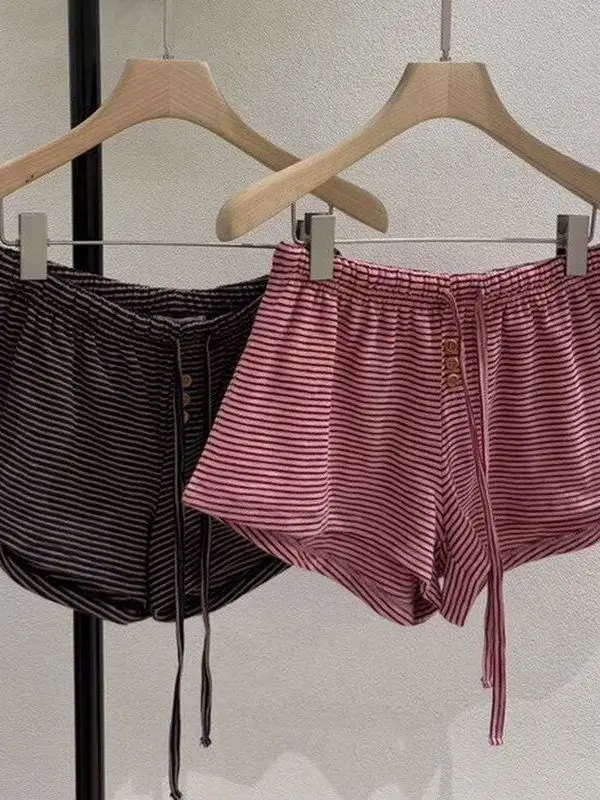 

Summer 2026 Women's Casual Elastic Waist Stripe Shorts Versatile Fashionable Slimming Sporty Pants Korean Style Commute Wind