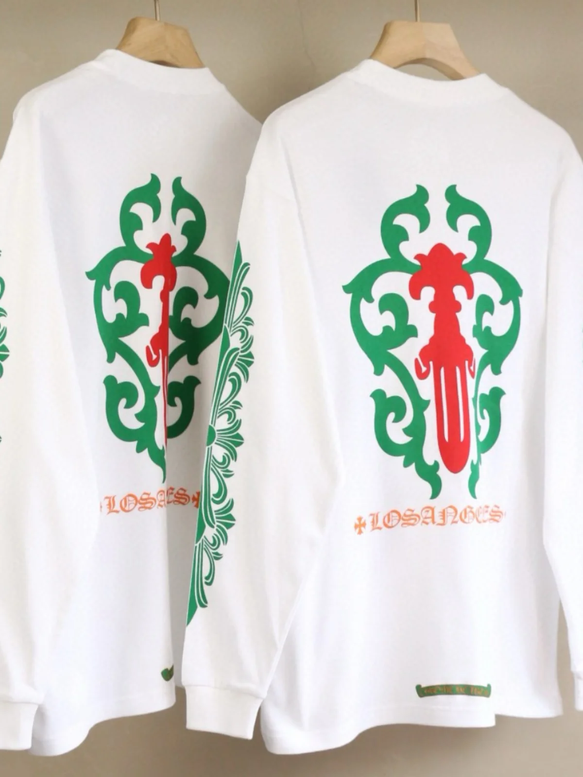 

2025 New Autumn Faion Brand Long Sve T-irt with Sword Cross Limited Edition Print of Sanskrit Letters ex Sle