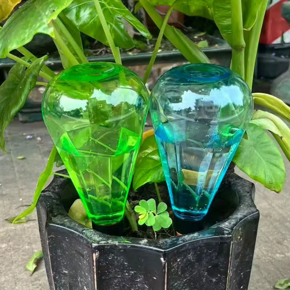 Slow Seepage Self Watering Plant Waterer Diamond Shape Long Lasting Plant Watering Spike Refillable Plastic Body