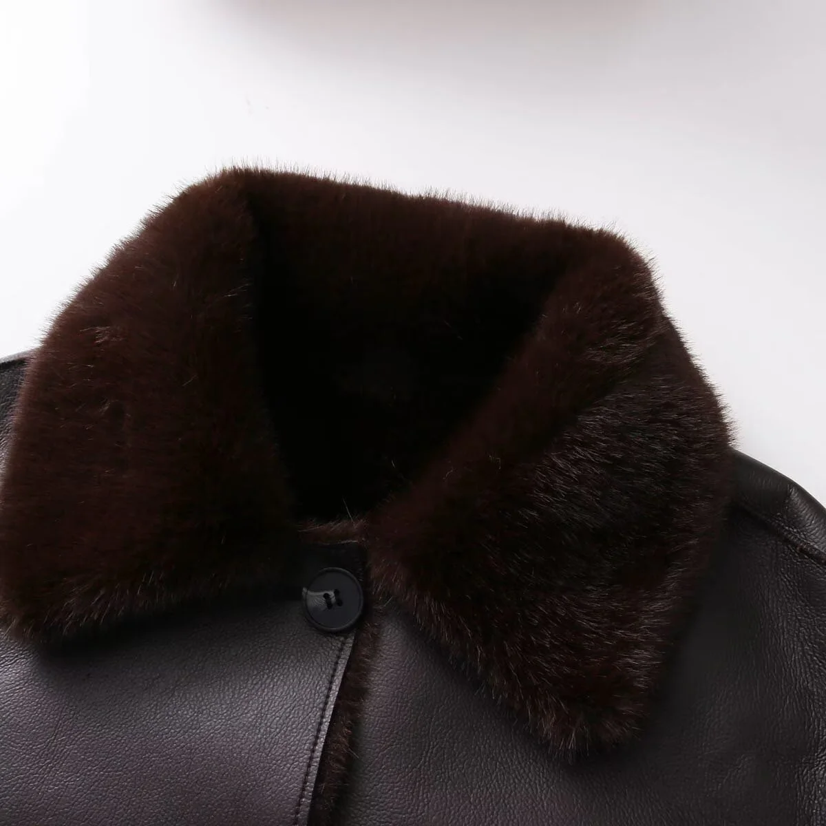 سترة نسائية غير رسمية جديدة لشتاء 2025 بسيطة على الوجهين من الجلد الصناعي قابلة للعكس - طراز راقي