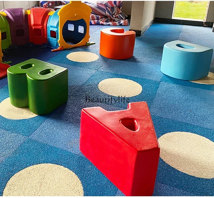 FGOutdoor letter creative seat shopping mall public rest stool fiberglass leisure chair