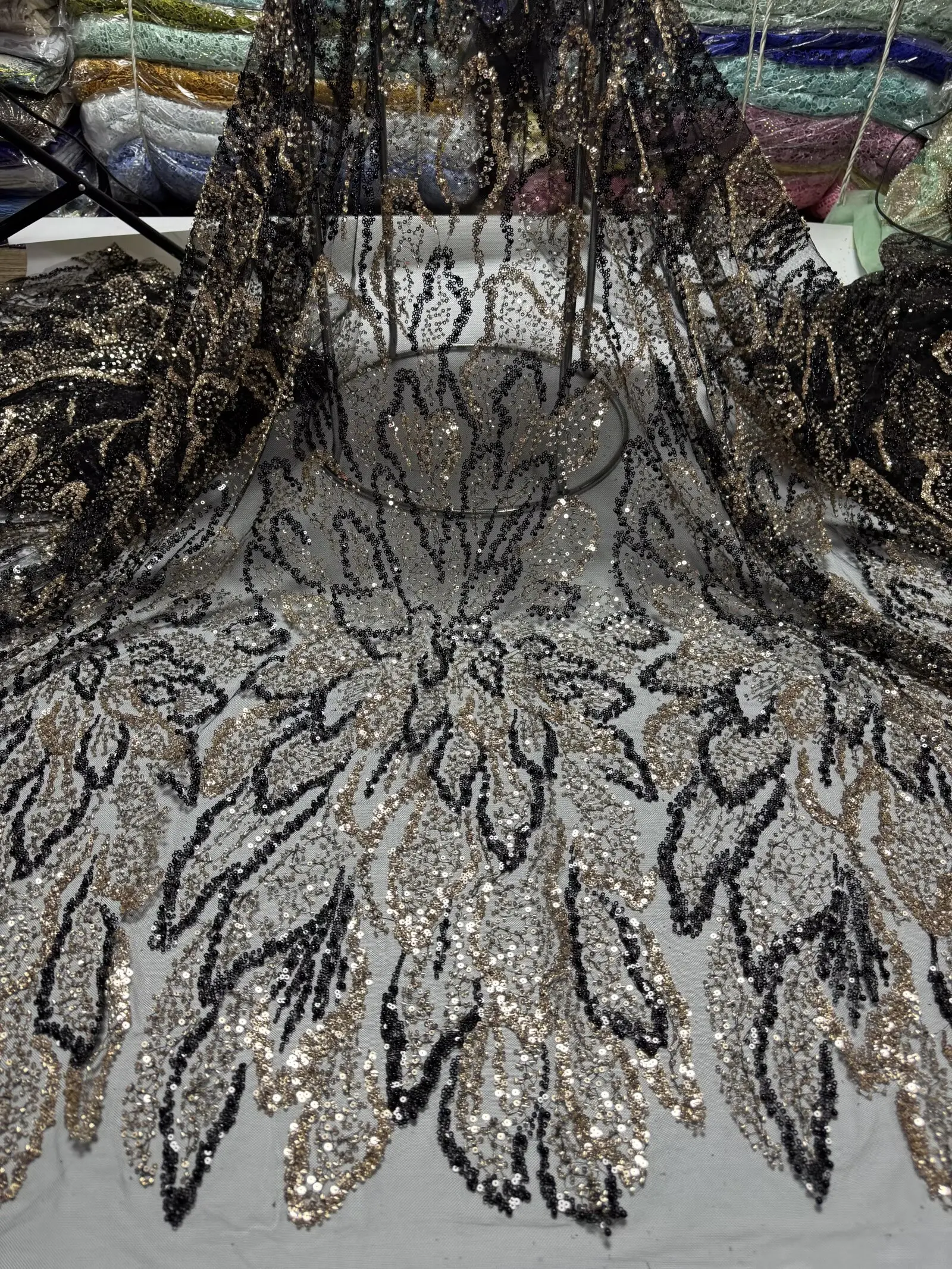 

New African Lace Fabric 2025 High Quality Lace Sequins Beaded Embroidery Lace French Lace Fabric Nigerian Lace Fabric For Sewing