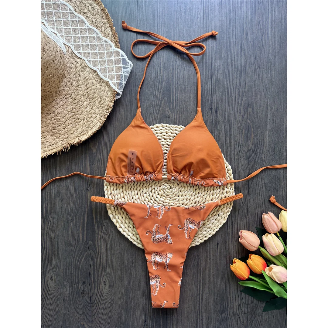 Leopard-Print-Bikini mit Neckholder und Scrunch-Design, Damen-Badeanzug, zweiteiliges Bikini-Set, Badebekleidung, Badeanzug, Modell V6065. – Detail 15
