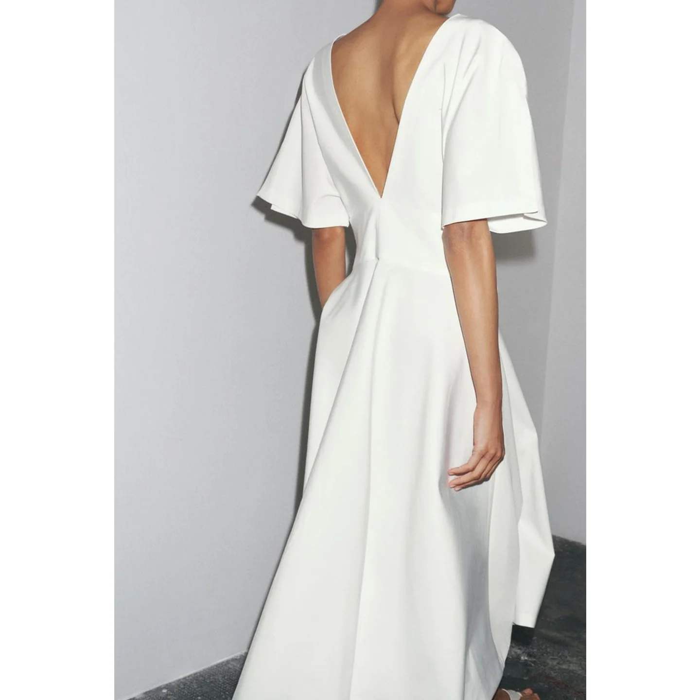 صيف جديد للمرأة V-ne ort Sve ألف خط ميدي الدكتور زر مزين عالية الخصر ألياف البوليستر الأساسية Sle قطعة واحدة