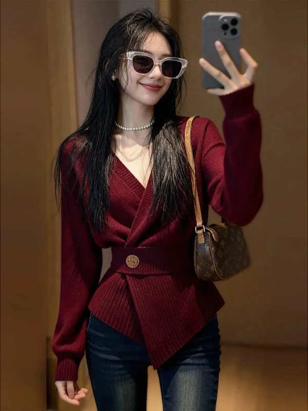 

Ретро-свитер большого размера винного цвета с V-образным вырезом и утяжкой на талии, вязаный, с длинными рукавами, стройнящий, для женщин, осенне-зимний модный топ