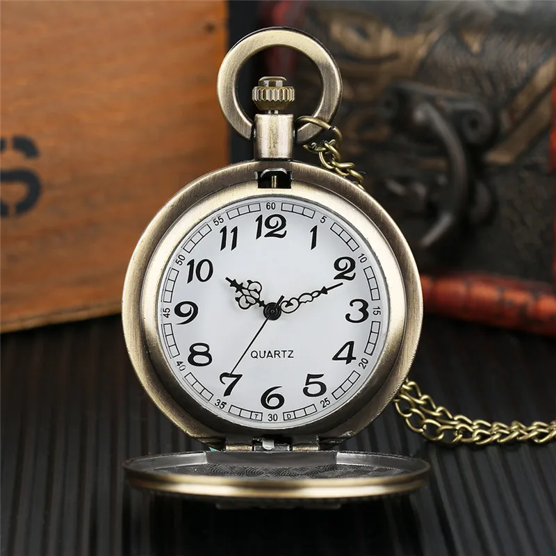 Classical Clock Full Hunter Engraved Eagle United States Theme Design Unisex Quartz Pocket Watch Necklace Pendant Chain Reloj