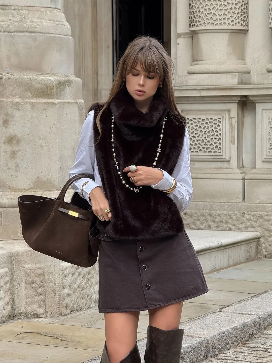 

Женский жилет, водолазка, жилет из искусственного меха, топы без рукавов, осенне-зимняя верхняя одежда, шикарный роскошный уличный наряд, женская шикарная одежда