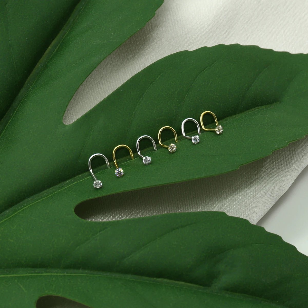Runder Zirkon 2,0 mm gedrehter Nasenpiercing-Ohrstecker für Damen, Sterlingsilber 925, Nasenpiercing-Schmuck, Nez Pircing Nariz Joy Tous Corporal – Detail 2