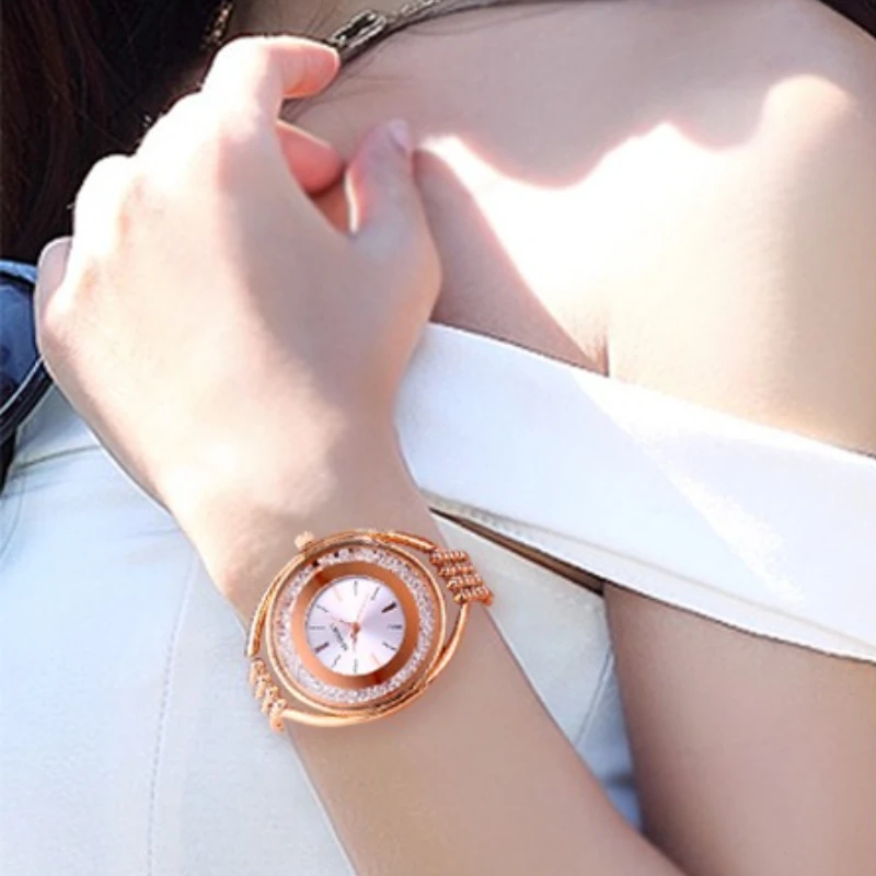 Elegantsimple and fashionable quartz watch 2025 new diamond-encrusted alloy waterproof trend classic women's watch birthday gift