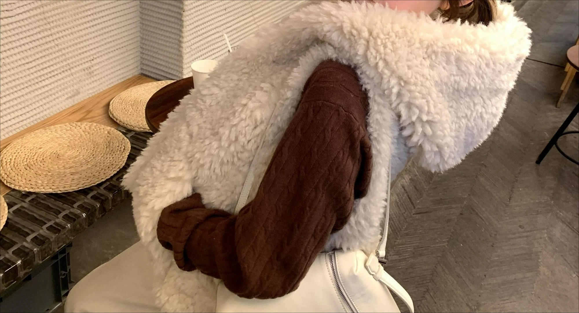Vintage Design Hooded Women's Autumn Winter 2025 New Loose Sleeveless Cardigan Furry Coat