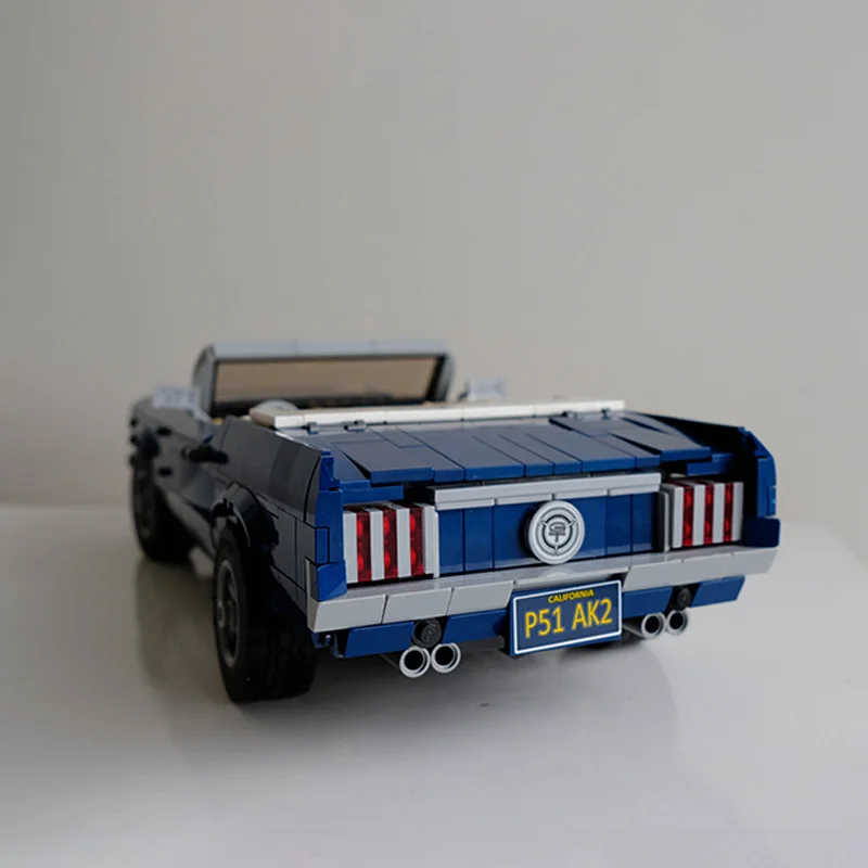 NEW Creative Expert MOC Fords 10265 Mustang Convertible Alternate Building Blocks Sports Cars DIY Bricks Model Toys Children Gif