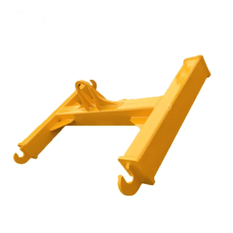 Material handling equipment parts hoisting spreader beam