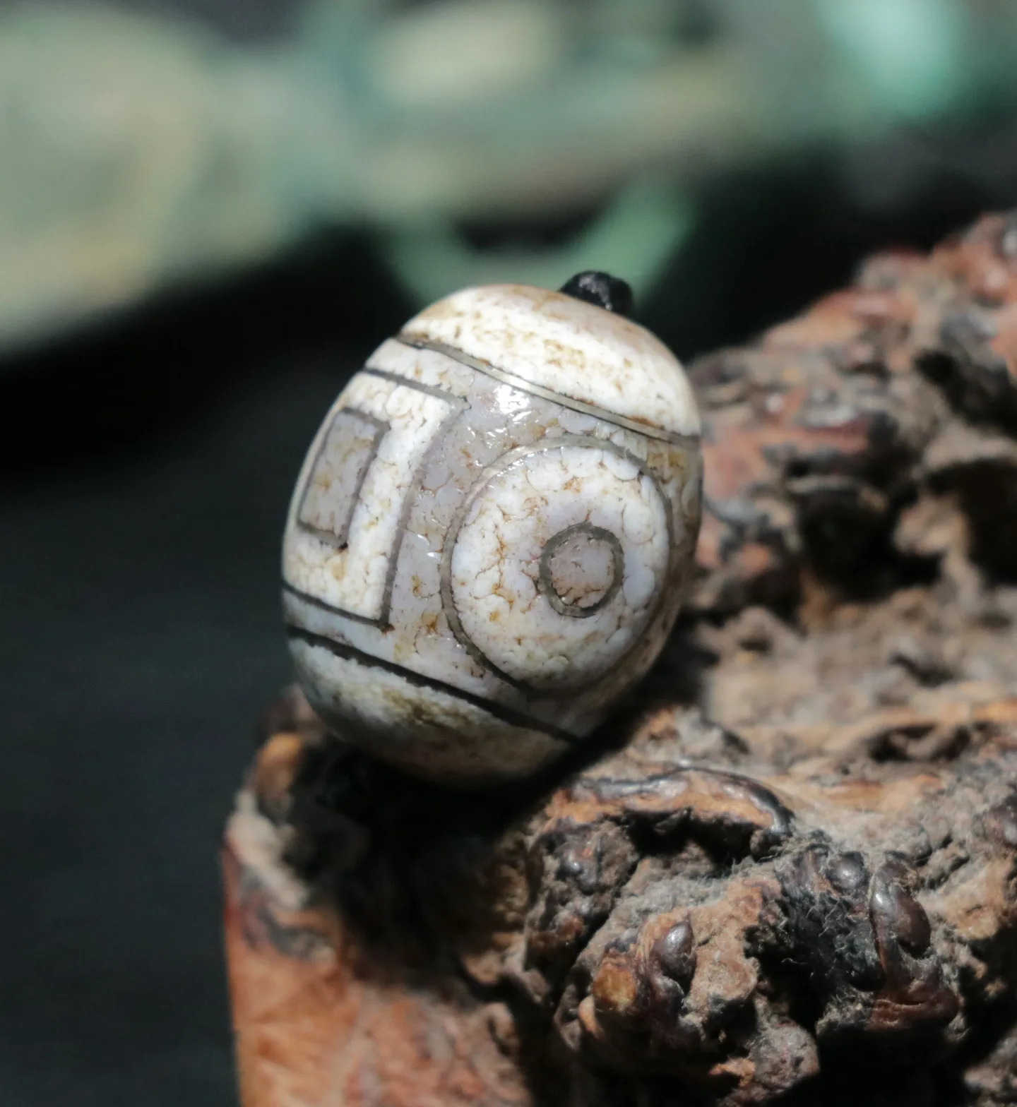 

Treasure Unique Ultra Energy Tibetan Old Agate Silver Inlay Heaven&Earth Daluo dZi Bead Amulet For DIY Timestown UPD22