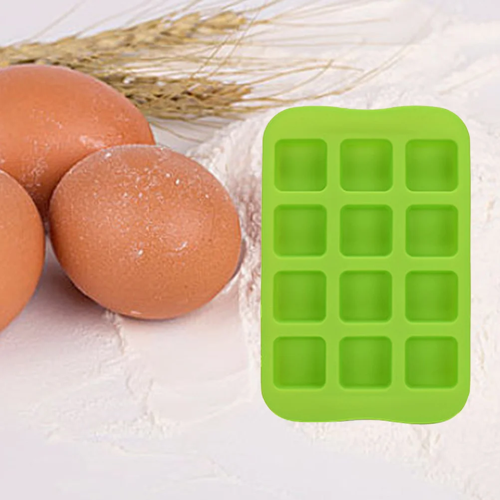 

12 Lattices Ice Cube Tray Chocolate Mould Food Grade Silicone Dust Resistant High Tenacity Kitchen Accessories Green
