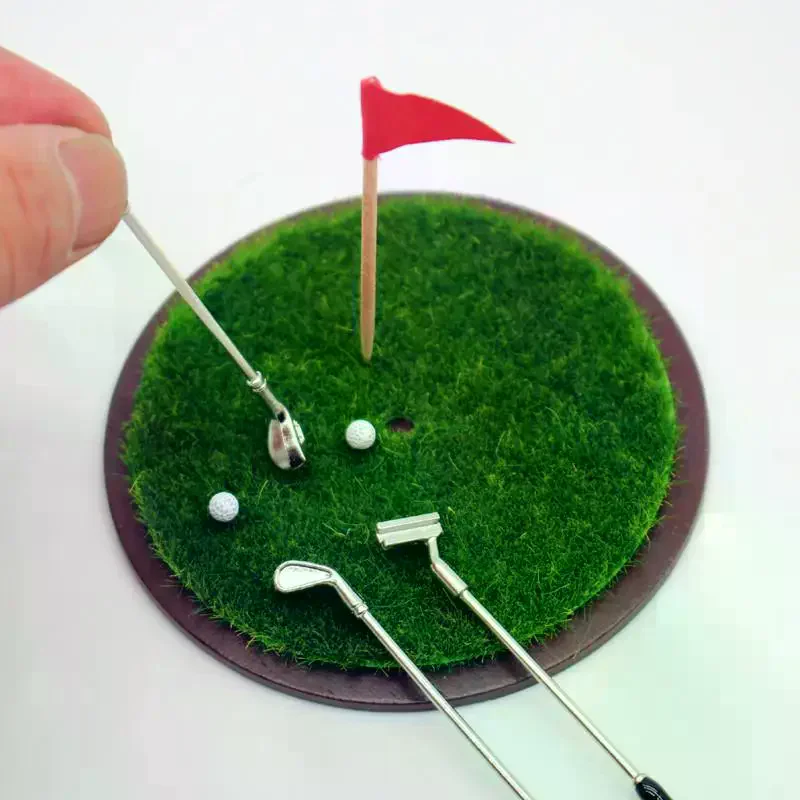 7 stks/set Poppenhuis Mini Golf Club Grasland Model Set Meubels Accessoires Voor Poppenhuis Decor Kids Fantasiespel Speelgoed Gift