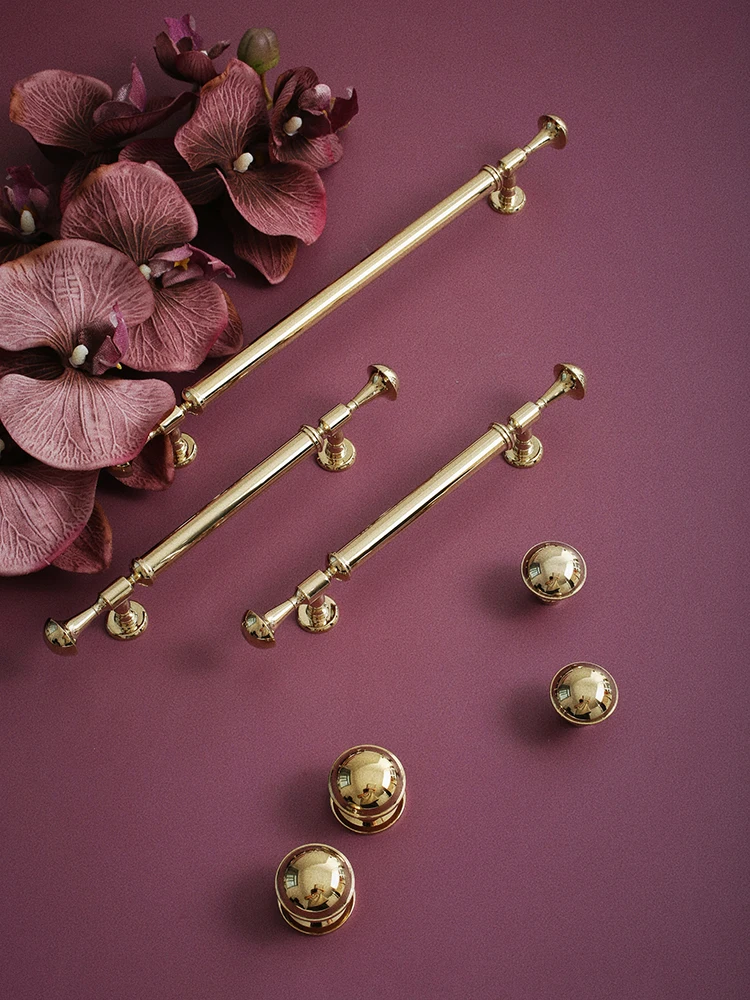 Furniture Nordic Golden Light Solid Brass Wardrobe Door Handle Shoe Cabinet Kitchen Drawer Electroplated Long Handles Knobs