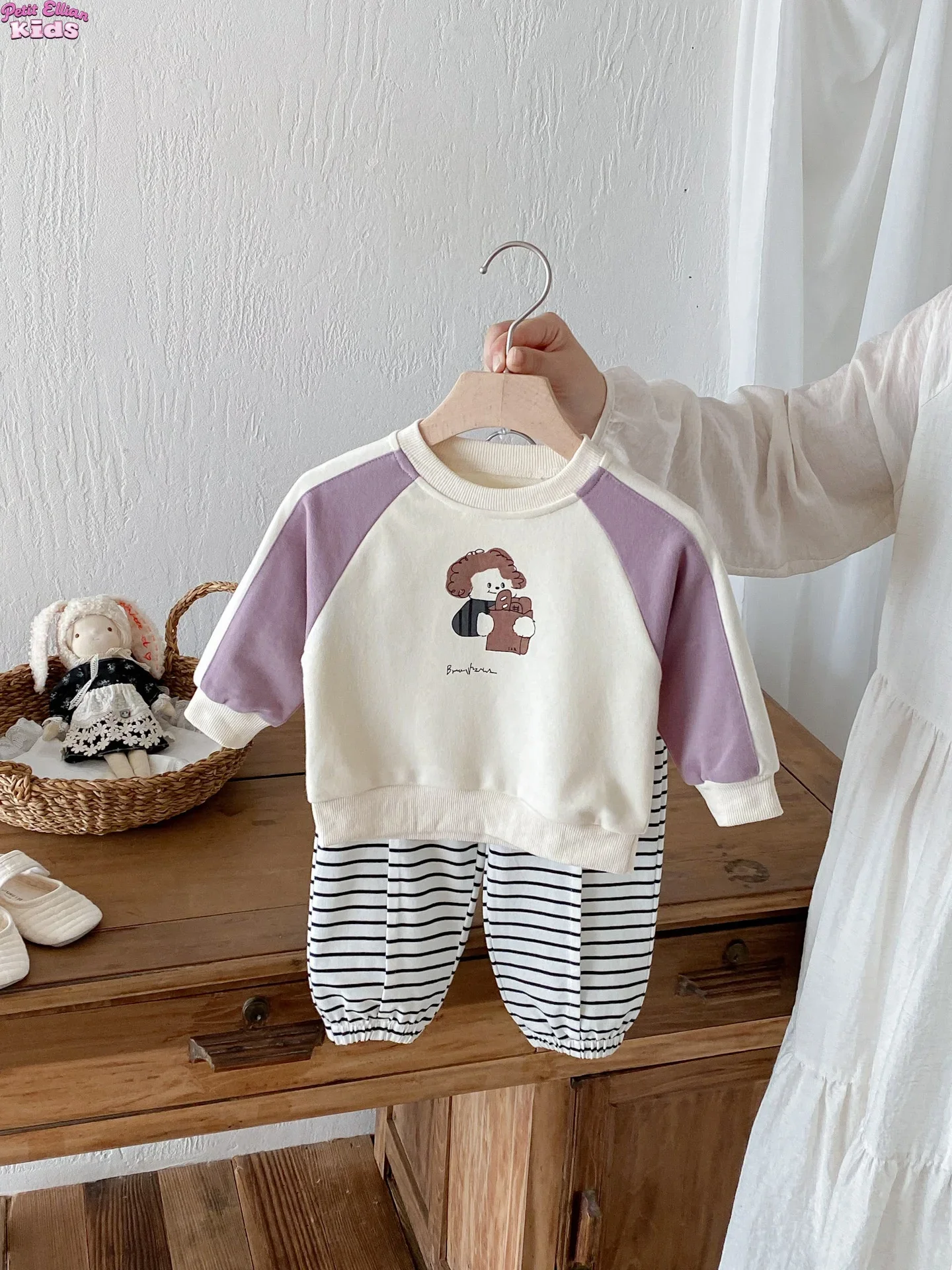 

Одежда для маленьких девочек 0-4 лет, хлопковый комплект из 2 предметов, толстовка с рисунком и полосатые штаны, мягкая повседневная повседневная одежда