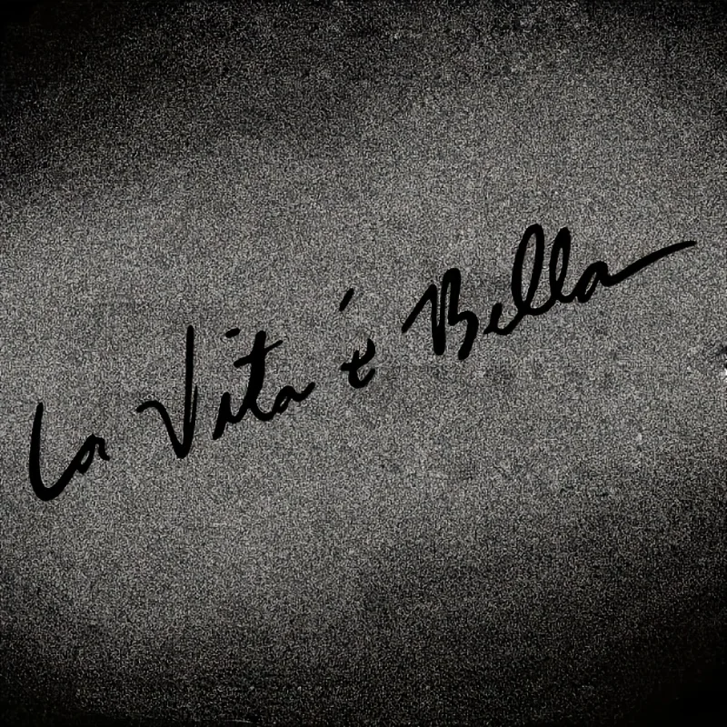 

Наклейки с цитатами "La Vita è Bella" из водонепроницаемой виниловой пленки для мотоциклетных шлемов и автомобилей