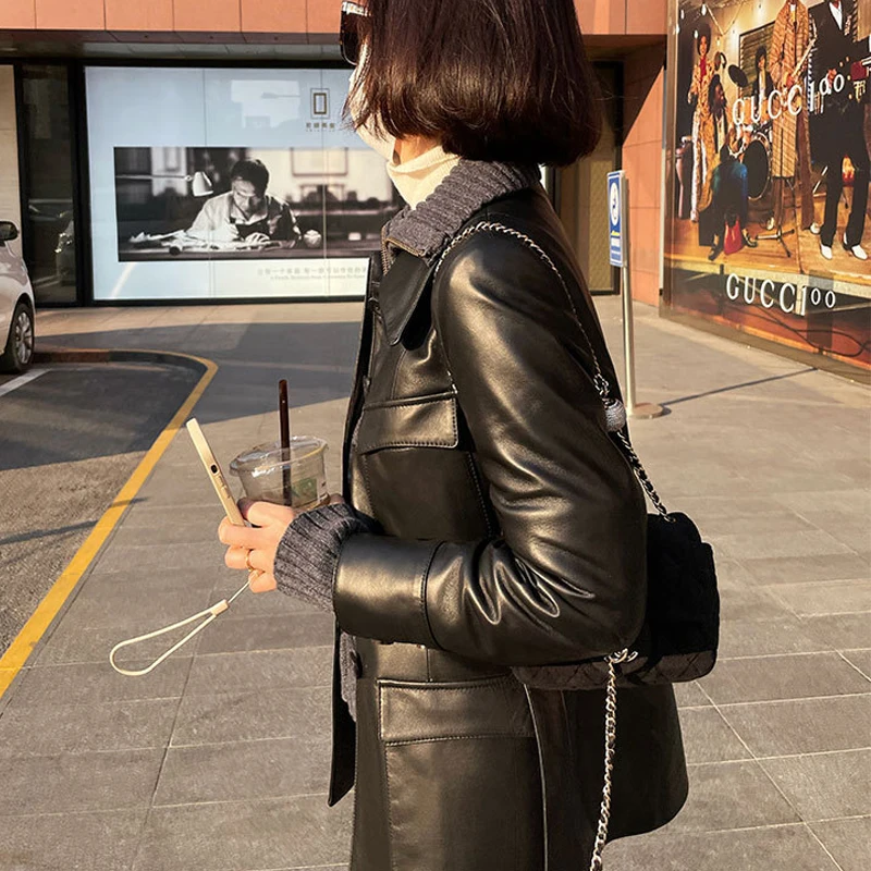 Giacca in vera pelle di pecora importata per donna Giacca in pelle slim fit da donna con cintura monopetto nera autunno 2025