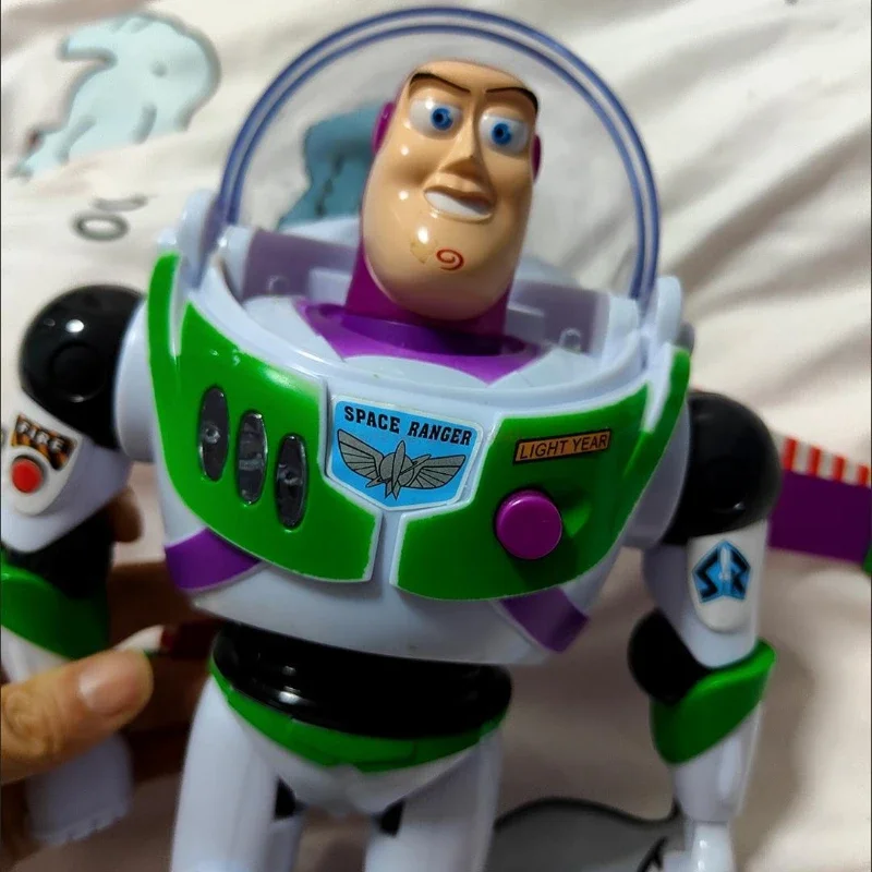 29cm Disney Toy Story 4 Buzz Astral spacer światło muzyczne ze skrzydłami lalka figurka zabawka urodziny prezenty świąteczne dla dzieci