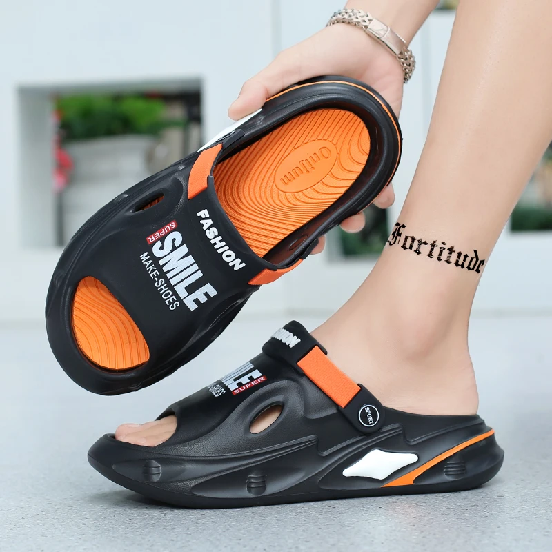 Fashion Men Outdoor Sandals Slippers Beach Comfortable Soft Sole Clogs Men Casual Shoes Garden Shoes Men Women Beach Sandals