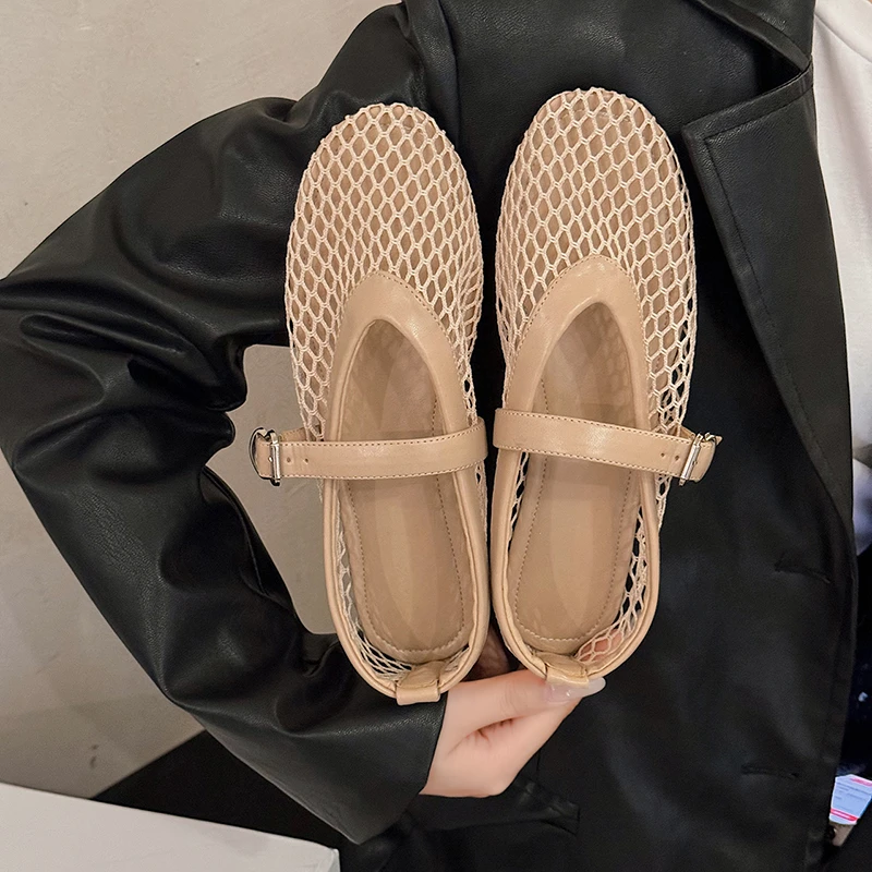 Spitze flache Damenschuhe, Designer, lässig, Trend, atmungsaktiv, Ballett, Damen, hohle Strandsandalen, Mary Jane-Schuhe, 2025, neuer Stil