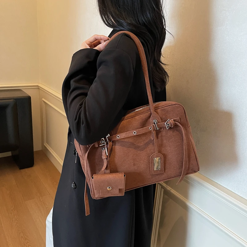 Damska luksusowa skórzana klasyczna torba na ramię, elegancka designerska listonoszka, torebka do noszenia na co dzień dla komfortu miejskiego.