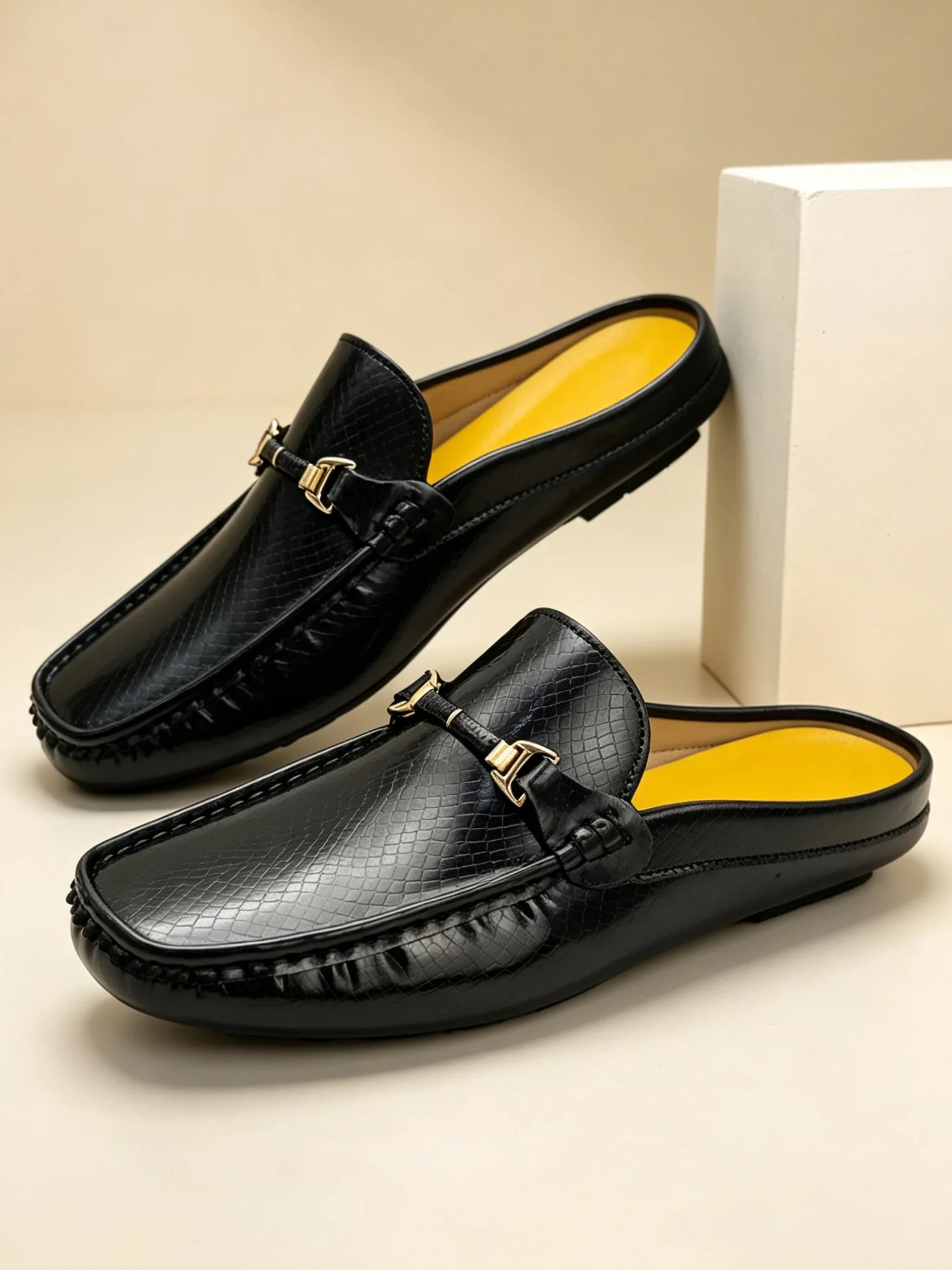 Sommerliche Herren-Loafer, halbformelle Herrenschuhe, Herren-Loafer aus Leder, Business- und Freizeitschuhe für Herren, leichte Fahrschuhe, flache Schuhe.